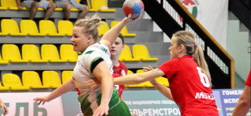 10 мячей Анны Волковой не помогли "Витебчанке" избежать разгромного поражения от "Гомеля" на мемориале Томажа Чатера
