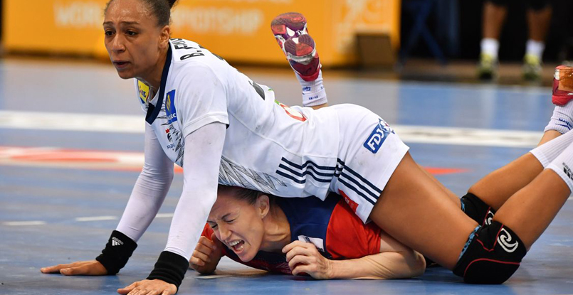 Рулевой француженок Оливье Крюмбольц: "Помимо нас и Норвегии, EURO могут выиграть Россия, Венгрия, Румыния, Дания, Голландия и Швеция"