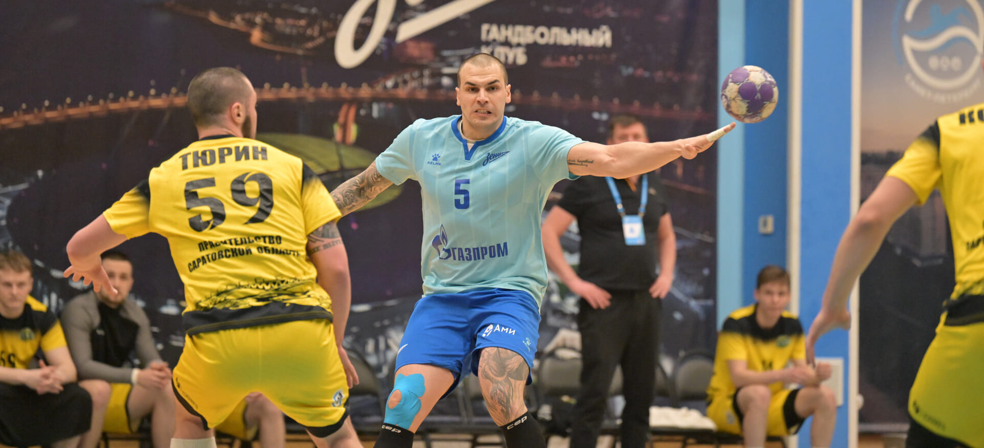 "Смешанный" состав выдал смешанный матч. Как "Зенит" решал "аграрный" вопрос в Кубке России