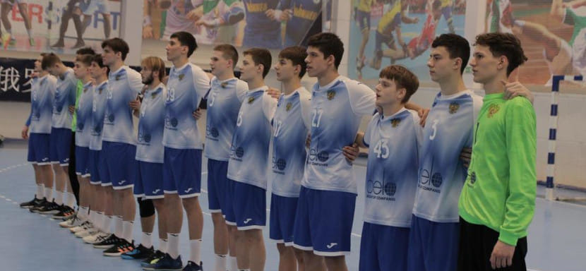 Тренерский штаб юниорской сборной (U-17) во главе с Сергеем Клёновым определился с составом на товарищеские игры в Минске
