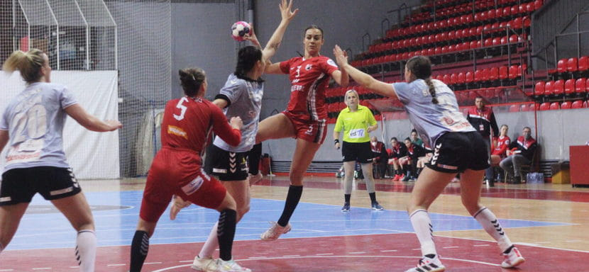 Источник: еврокубковый матч с участием шведского клуба был договорным. Под описание подходит поединок женской Евролиги "Раднички" — "Хеэр"