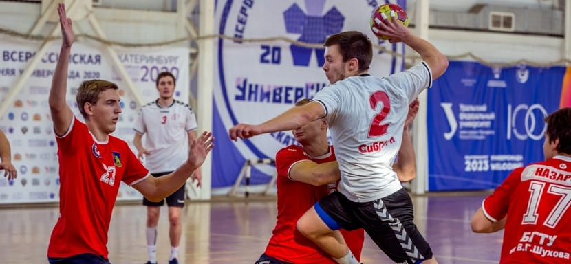 Всероссийская Универсиада. Результаты первого игрового дня соревнований в Салавате. В мужском и женском турнирах прошли шесть матчей