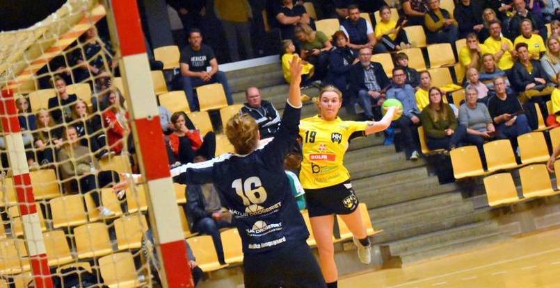 Дания. Правая крайняя "Хорсенса" Мелина Кристенсен продолжит карьеру в "Скандерборге"