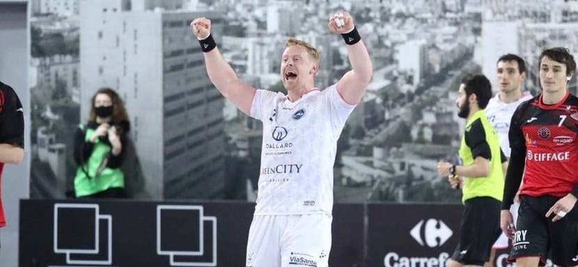 Франция. "Ним" объявил о двух новобранцах на следующий сезон. Это норвежец Хенрик Якобсен и Матье Салу