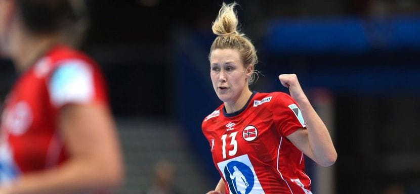 Дания. 35-летняя линейная "Эсбьерга" и сборной Норвегии Марит Фрафьорд объявила об окончании карьеры после этого сезона
