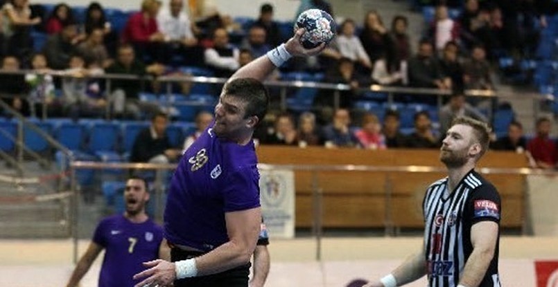 Новичок Суперлиги "Таганрог"-ЮФУ пополнится 31-летним линейным румынского "Бакэу" Павлом Максимовым