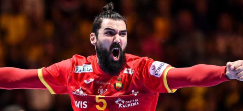 Франция. Официально. "Нант" объявил о возвращении правого полусреднего сборной Испании и "Веспрема" Хорхе Македы