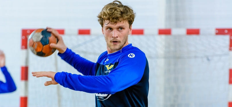 Olimpbet Суперлига. Антон Заболотский: "Тьфу-тьфу, быть может, Мазуров установит мировой рекорд по восстановлению после операции на колене"