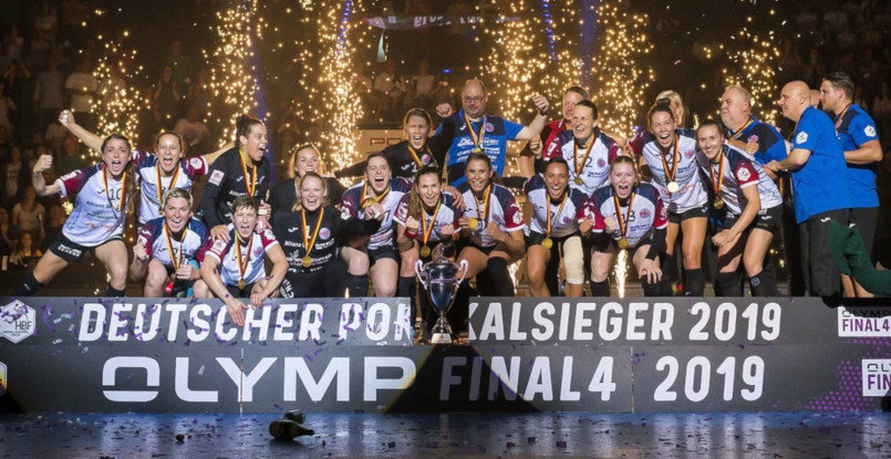 Германия. Мартин Альбертсен: "В Германии наконец не обсуждали женский гандбол в отрицательном ключе — это уже неплохо"