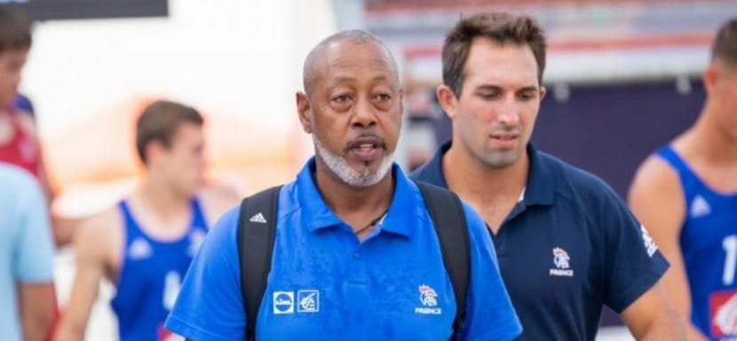 Джексон Ричардсон вошел в тренерские штабы сборных Франции по пляжному гандболу, выступающих на чемпионатах Европы в Варне