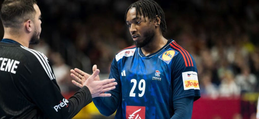 Правый крайний сборной Франции и "Кельце" Бенуа Кунку получил денежный штраф за "сексуальное проявление"