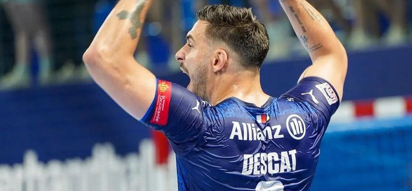 Франция. Левый крайний "Монпелье" Юго Деска перенёс операцию на колене и пропустит около двух месяцев