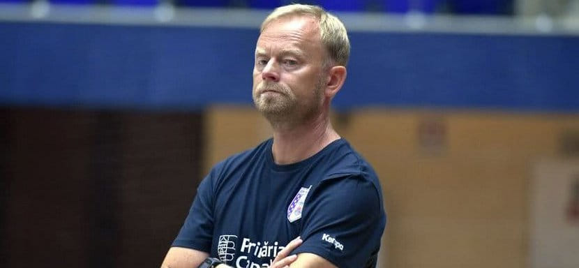 Румыния. "Бухарест" проиграл суд бывшему рулевому женской команды Магнусу Юханссону. Клуб должен выплатить шведу неустойку за разрыв контракта