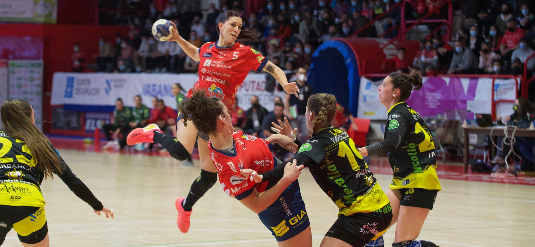 Кубок ЕГФ. В первом полуфинальном матче "Эльче" с Екатериной Жуковой уступил дома "Месалии" в один мяч