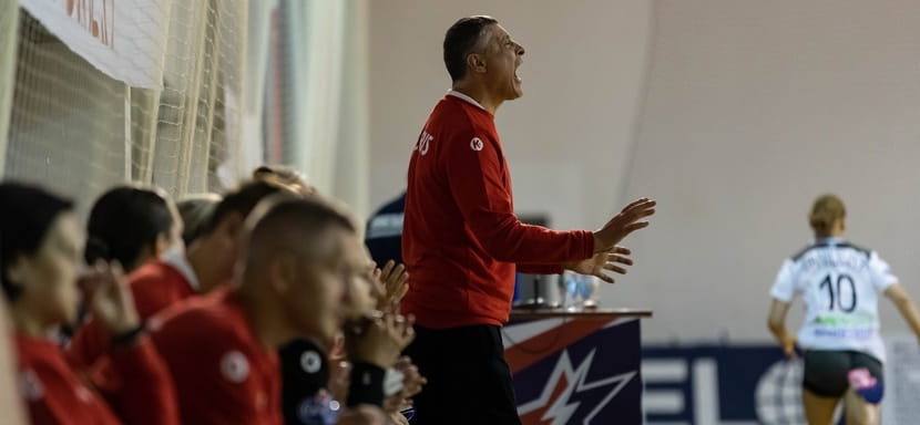 Валерий Певницкий: "Мария Коновал за сборную Беларуси играть не хочет. Так понимаю, она собирается получить румынский паспорт"