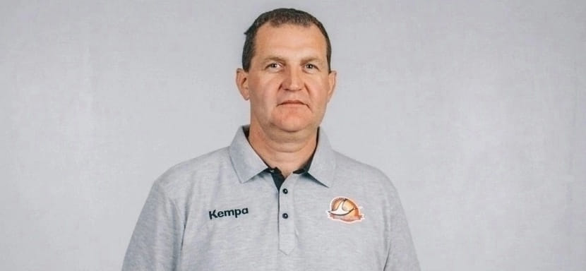 Владимир Костючик: "Кронону" не хватило опыта в концовке, игроки подустали, а равноценной замены нет"