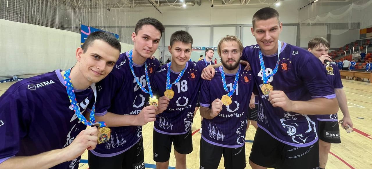 Три состава Подмосковья, сотрясение мозга, победы на зубах. Послесловие к юношеской Спартакиаде-2025