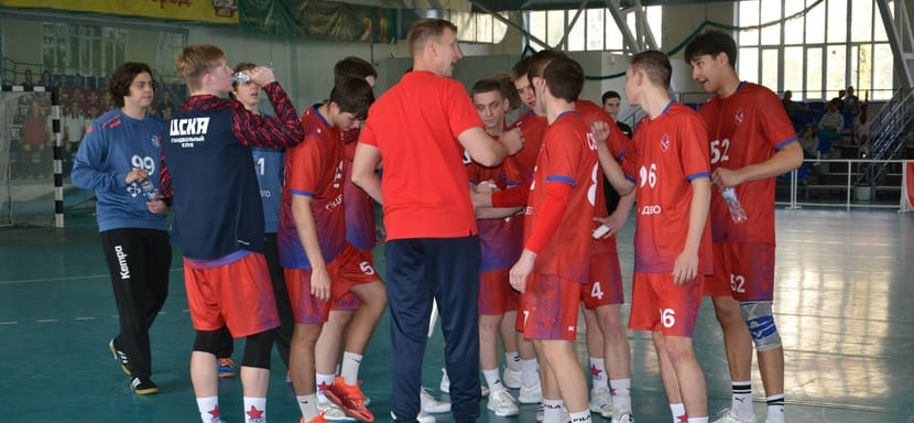 В молодёжном первенстве России ЦСКА, "Виктор" и СКИФ добились воскресных побед