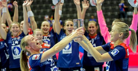 Женская сборная Норвегии выиграла товарищеский турнир "Кубок Интерспорт"