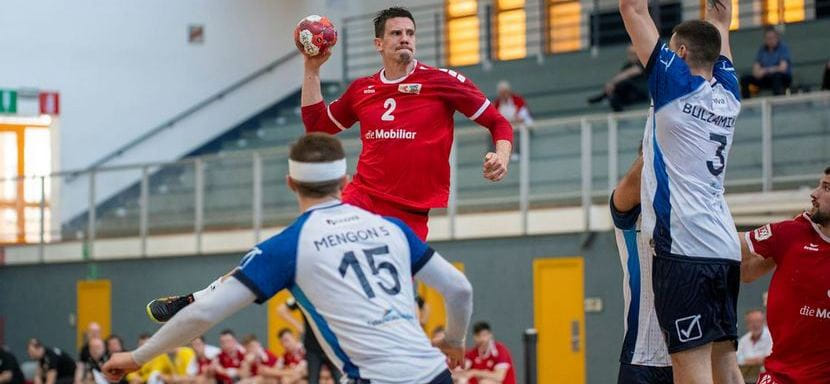 Разыгрывающий "Райн Лёвен" Анди Шмид провёл двухсотый матч за сборную Швейцарии и преодолел рубеж в 1000 голов