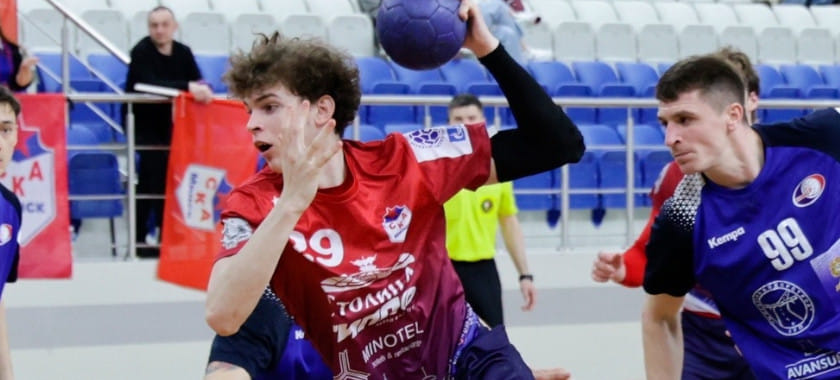 16 голов Рабчинского помогли СКА во второй раз обыграть "Машеку", "Мешков Брест" тоже выиграл. В финале чемпионата Беларуси будет класико