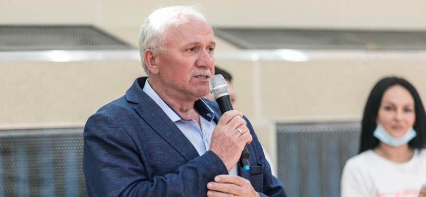 Люди гандбола. Александр Башмак: "В судействе получилось сразу: мы, с площадки, знали игру изнутри"