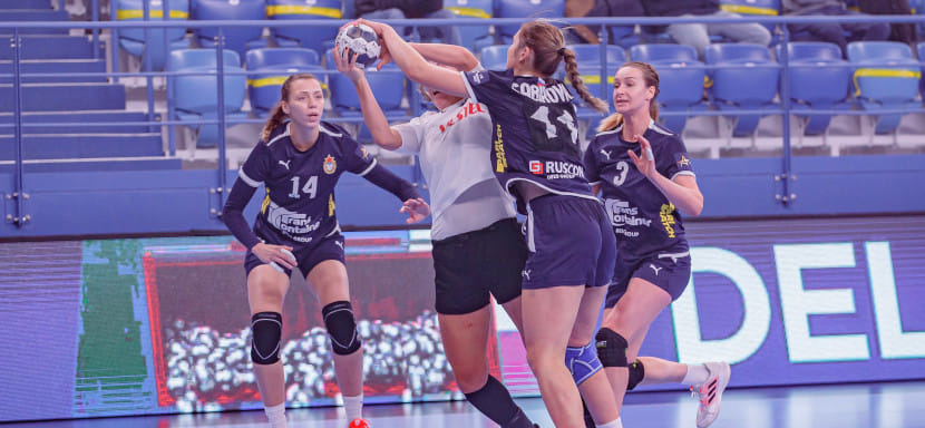 Delo Лига чемпионов. Флорентин Пера: "Хочу отметить действия Карины Сабировой. Она еще не готова полностью, но сильно нам помогла" (ВИДЕО)