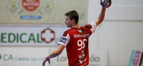 Портал Handball-Planet.com представил сотню лучших мужских трансферов перед сезоном-2023/24. Из россиян высшее место у Сергея Марка Косоротова