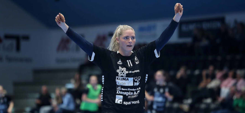 11 мячей Лёрке Нёльсе помогли "Икасту" одержать разгромную победу над "Виборгом" в женском чемпионате Дании