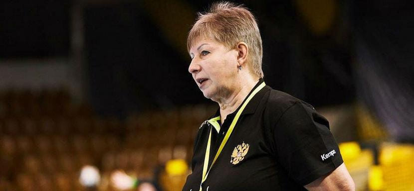 Любовь Сидоричева: "Надеюсь, что к декабрю мы будем более уверенными в себе. А пока мы такие же, как и все"