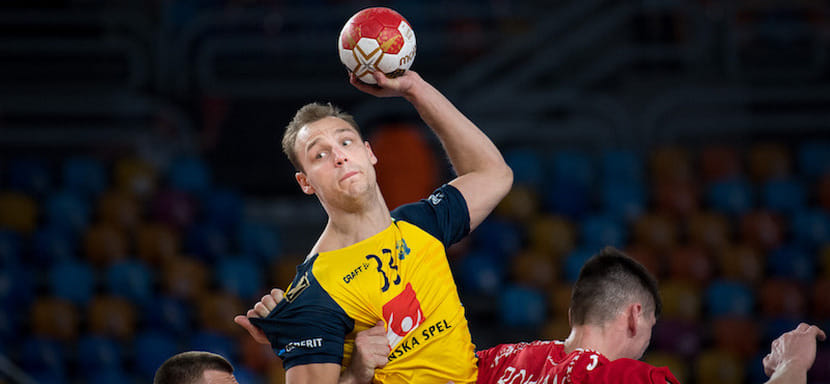 Трансферный слух. Правый полусредний сборной Швеции и датского "Ольборга" Лукас Санделль близок к переходу в "Веспрем"