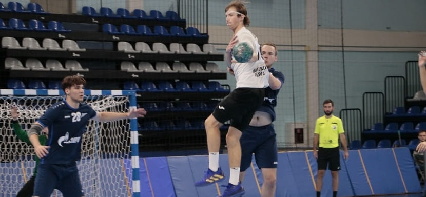 Olimpbet Суперлига. Андрей Воробьёв из системы "Чеховских медведей" остаток сезона проведёт в аренде в волгоградском "Каустике"