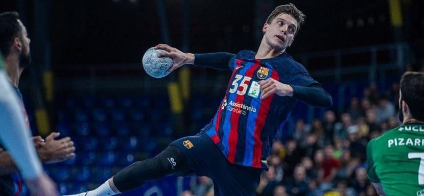 Испания. Официально. 22-летний словенский полусредний Домен Макуц продлил контракт с "Барселоной"