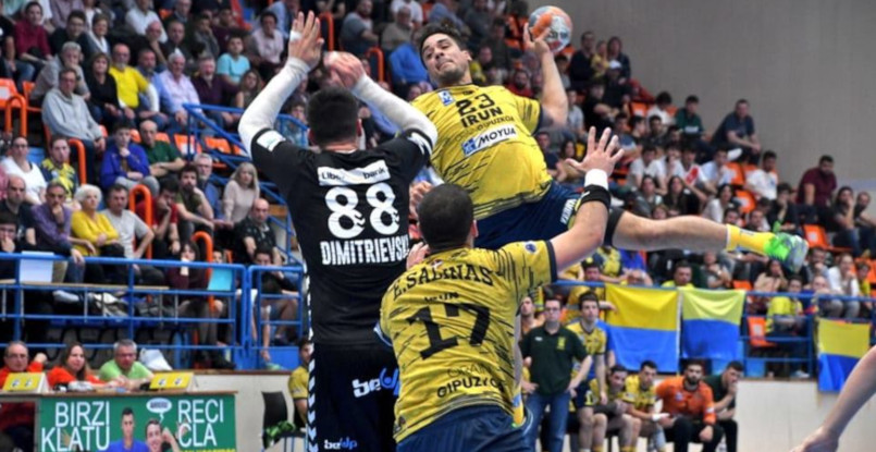 Испания. Идущая на втором месте "Бидасоа" сыграла вничью с "Гвадалахарой" из нижней половины таблицы