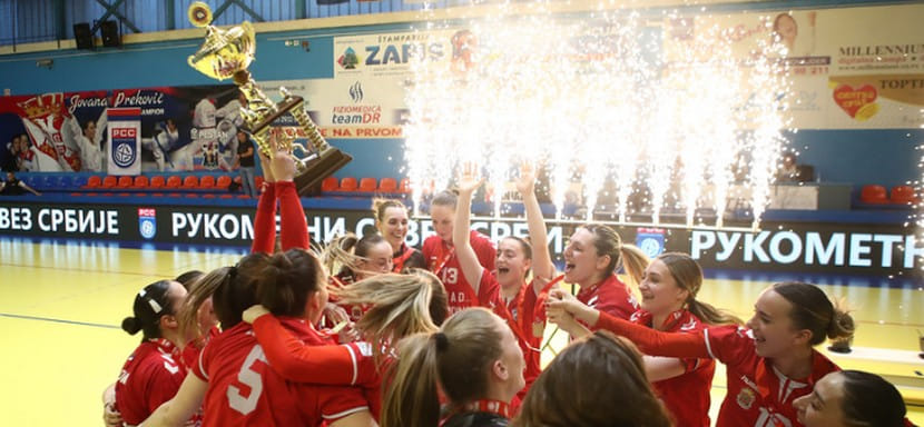 Балканы. "Ягодина" проиграла в ответном матче "Бекаменту", но всё равно завоевала Кубок Сербии