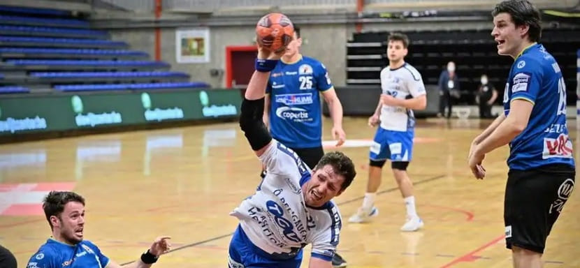 Второй год подряд в Бельгии не будет определен победитель мужского чемпионата. Виной всему заражения коронавирусом в лагере финалиста "Визе"