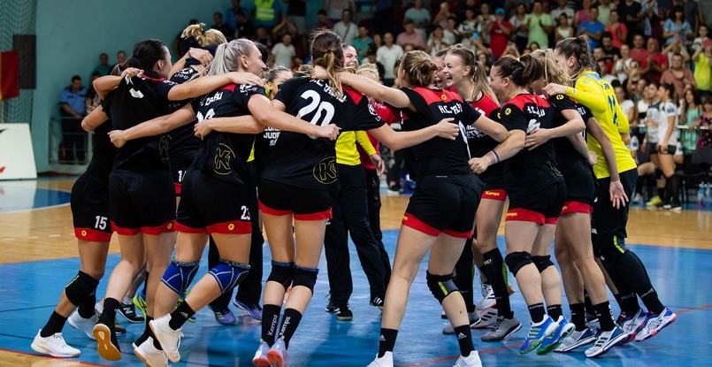 Румыния. "Дунэря" и "Залэу" добились побед в матчах семнадцатого тура женского чемпионата