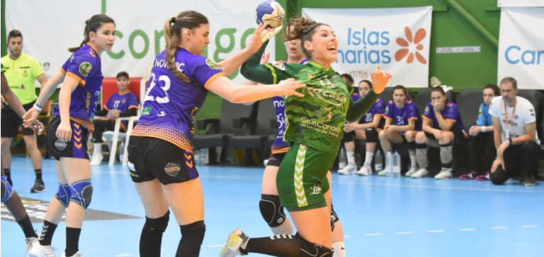 Румыния. 22-летняя линейная сборной Испании Альба Спуньини летом покинет "Рокасу" и перейдет в "Байя-Маре"