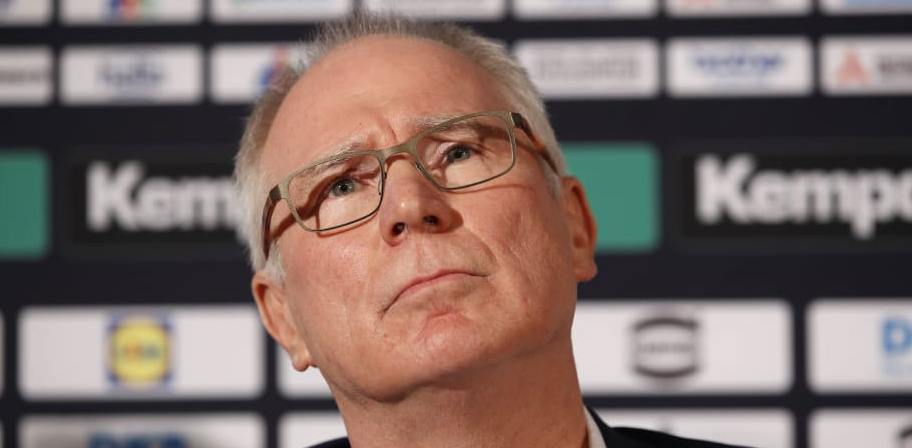 Германия. Президент бундеслиги Уве Швенкер: "Сейчас мы приходим к решению завершить турнир — за это высказывается большинство клубов"