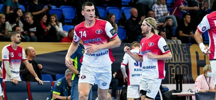 Украина. Линейный сборной Беларуси Вячеслав Бохан продлил контракт с запорожским "Мотором" вслед за Айденасом Малашинскасом