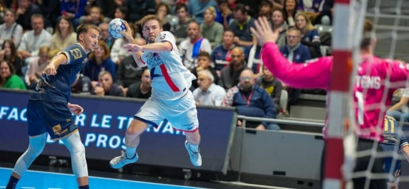 "Пари Сен-Жермен", проиграв первый тайм "Тулузе", добился гостевой победы над соперником и ещё один результат субботы