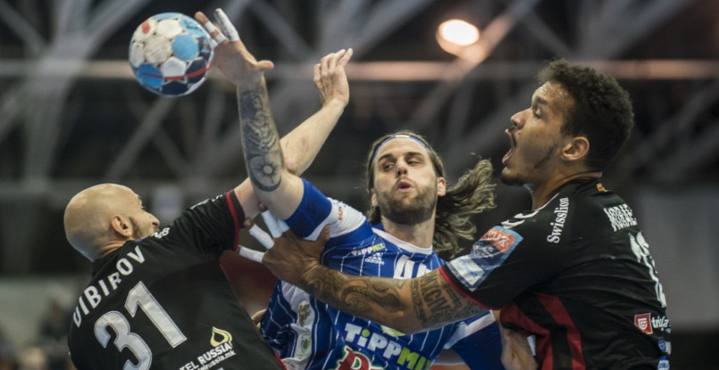 Лига чемпионов. 1/4 финала. "Пик" обогнал свое счастье. "Вардар" — на пике