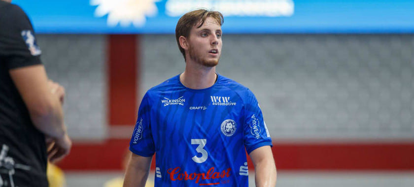 "Магдебург", потерявший двух правых крайних из-за травм, подписал контракт с 24-летним Исаком Перссоном из "Бергиша"