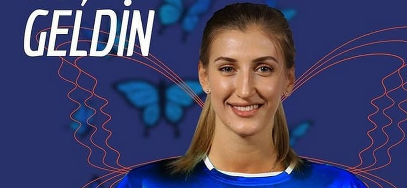 Турция. Российская левая полусредняя Алена Ихнева, в минувшем сезоне выступавшая за "Кастамону", продолжит карьеру в "Коньяалты"