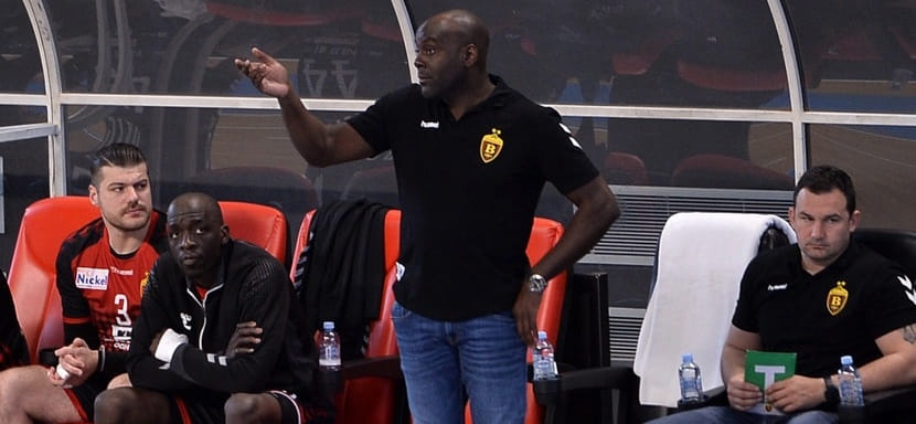 Египетский "Аль-Ахли" возглавил ещё один испанский специалист. Это 45-летний Давид Давис