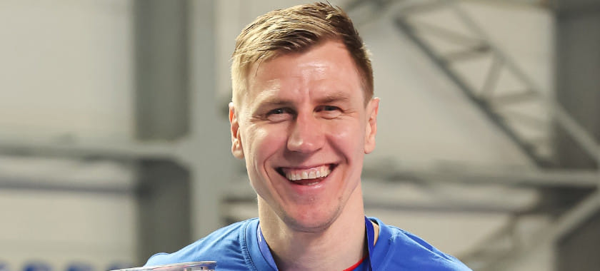 Кубок России. Даниил Шишкарёв первым взял трофей с тремя клубами, Роман Царапкин и Валентин Воробьёв — со вторым. Теперь таких игроков восемь