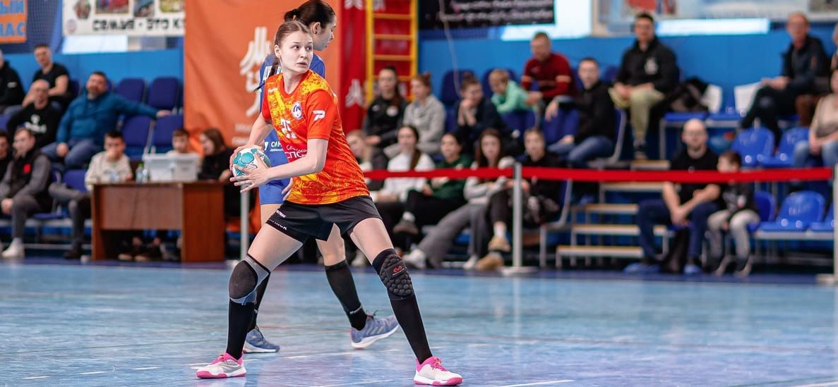 Olimpbet Суперлига. Анастасия Фёдорова: "Дмитрий Балаченков видел меня в роли разыгрывающего, но центр – не моя выигрышная позиция"