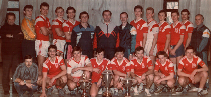 Суперлига. Первый чемпионат России. Как это было? И где сейчас игроки чемпионской "Невы"?