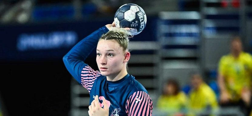 Европейская лига. Лучшая молодая гандболистка мира-2023 Лена Гранво отметилась самым ярким голом в ответных матчах 1/4 финала (ВИДЕО)