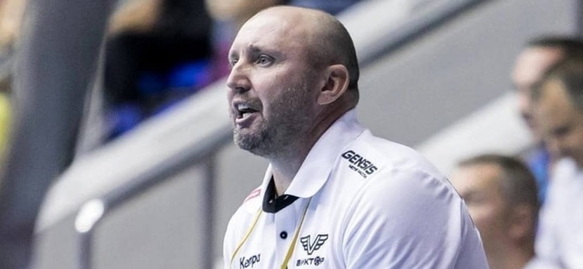 Olimpbet Суперлига. Владимир Полетаев: "Каустик" сделал потери, мы оторвались в счёте. И дальше уже действовали по-своему плану"